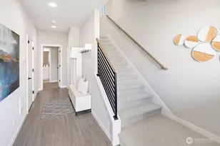 22545 69th Pl W, Mountlake Terrace, WA 98043 - Photo 2