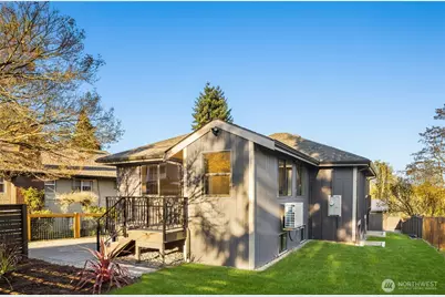 12012 North Park Avenue N, Seattle, WA 98133 - Photo 36
