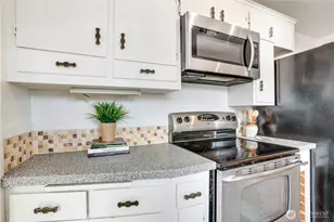 613 S Lawrence St, Tacoma, WA 98405 - Photo 12