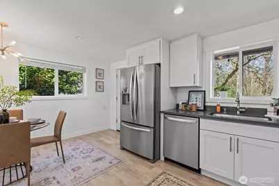 2018 NE 97th Street, Seattle, WA 98115 - Photo 16