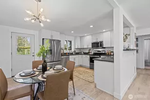 2018 NE 97th St, Seattle, WA 98115 - Photo 10