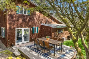 15335 Sunrise Drive NE, Bainbridge Island, WA 98110 - Photo 4