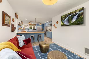 15335 Sunrise Drive NE, Bainbridge Island, WA 98110 - Photo 22