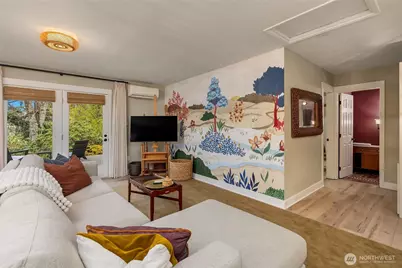 15335 Sunrise Drive NE, Bainbridge Island, WA 98110 - Photo 8