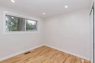 21713 Meridian Ave S, Bothell, WA 98021 - Photo 24