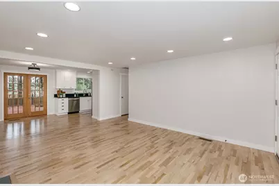 21713 Meridian Avenue S, Bothell, WA 98021 - Photo 8