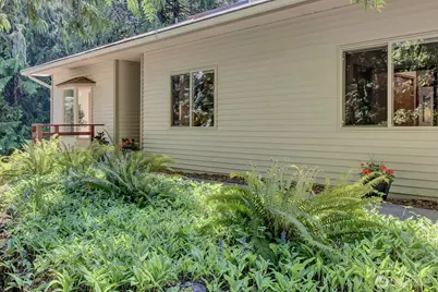 870 238th Avenue NE, Sammamish, WA 98074 - Photo 2