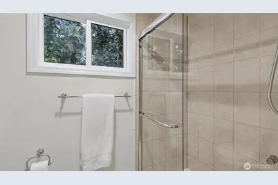 2208 226th Place NE, Sammamish, WA 98074 - Photo 14