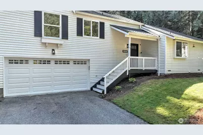 2208 226th Place NE, Sammamish, WA 98074 - Photo 2