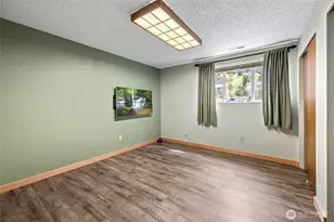 2121 S Cedar Hills Dr, Mount Vernon, WA 98274 - Photo 22