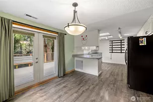 2121 S Cedar Hills Dr, Mount Vernon, WA 98274 - Photo 14