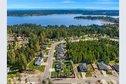 5597 NW Muddy Paws Court, Bremerton, WA 98312 - Photo 38