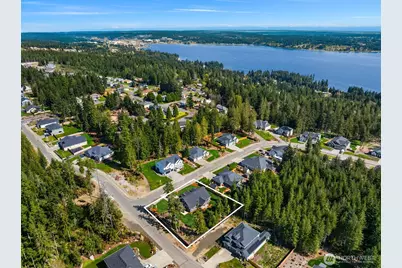 5597 NW Muddy Paws Court, Bremerton, WA 98312 - Photo 40