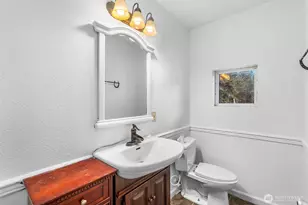 7716 304th St E, Graham, WA 98338 - Photo 18