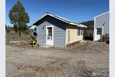 16 Barter Fair Road, Republic, WA 99166 - Photo 14