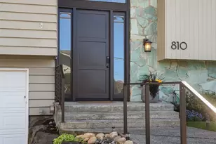 810 Walnut St, Edmonds, WA 98020 - Photo 2