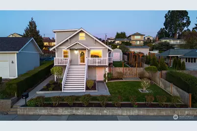 808 Renton Avenue S, Renton, WA 98057 - Photo 1