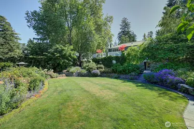 1645 Rambling Lane, Medina, WA 98039 - Photo 16