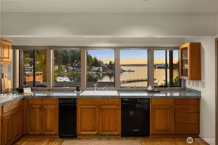 9903 Lake Washington Blvd NE, Bellevue, WA 98004 - Photo 14