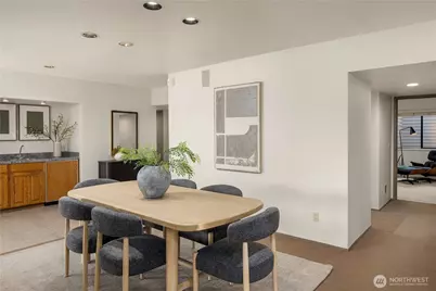 9903 Lake Washington Boulevard NE #201, Bellevue, WA 98004 - Photo 10