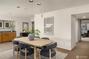 9903 Lake Washington Blvd NE, Bellevue, WA 98004 - Photo 10
