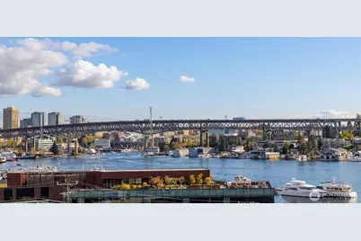 3300 Meridian Avenue N #409, Seattle, WA 98103 - Photo 12