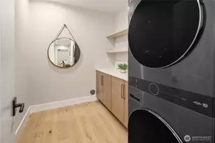 1630 104th Ave SE, Bellevue, WA 98004 - Photo 34