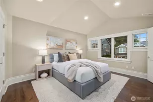 10021 NE 16th Pl, Bellevue, WA 98004 - Photo 28