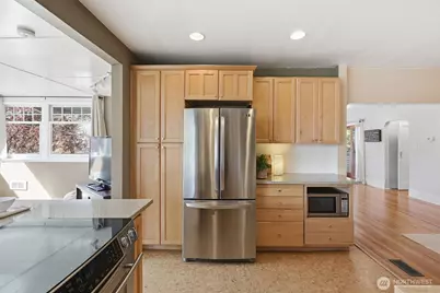 4725 SW Graham St, Seattle, WA 98136 - Photo 12
