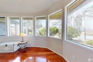 627 N Waugh Rd, Mount Vernon, WA 98273 - Photo 4