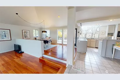 627 N Waugh Road, Mount Vernon, WA 98273 - Photo 2