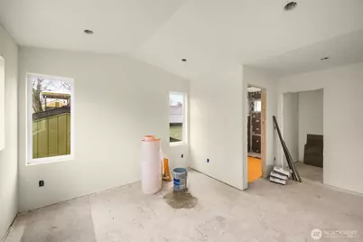 8109 34th Avenue SW #B, Seattle, WA 98126 - Photo 12