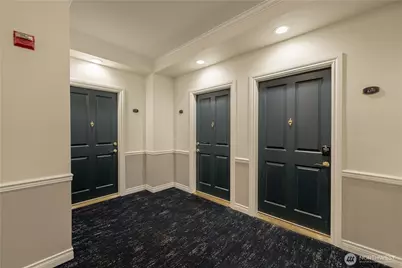 2220 132nd Avenue SE #A102, Bellevue, WA 98005 - Photo 4