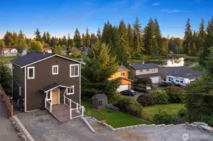 12203 Rainbow Dr, Arlington, WA 98223 - Photo 2