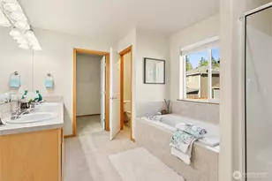 1230 187th St SE, Bothell, WA 98012 - Photo 16