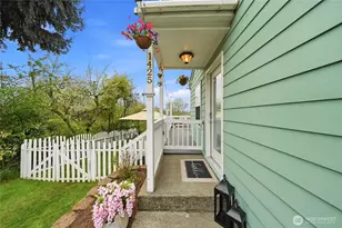 1425 Jones Ave NE, Renton, WA 98056 - Photo 2