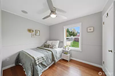 1425 Jones Avenue NE, Renton, WA 98056 - Photo 10