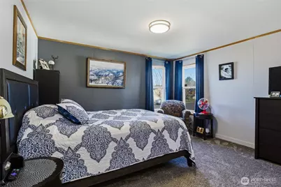 542 NE Fleetwood Avenue, College Place, WA 99324 - Photo 18