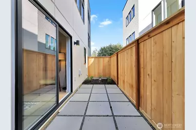 1412 N 47th Street #B, Seattle, WA 98103 - Photo 30