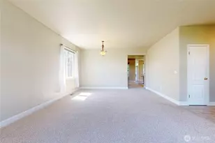 1726 SE Grassland Ct, College Place, WA 99324 - Photo 2