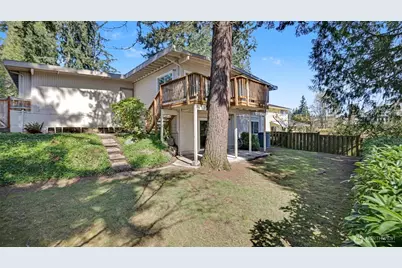 912 168th Place NE, Bellevue, WA 98008 - Photo 30