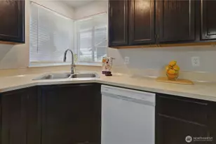 708 Salzburg Ln SE, Olympia, WA 98513 - Photo 12