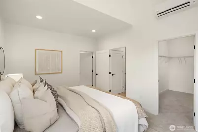 10829 11th Avenue NE, Seattle, WA 98125 - Photo 18