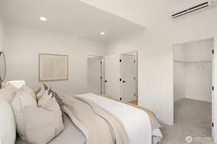 10829 11th Ave NE, Seattle, WA 98125 - Photo 18