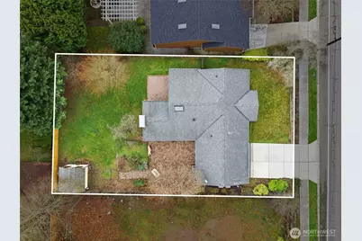 12649 NE 104th Street, Kirkland, WA 98033 - Photo 36