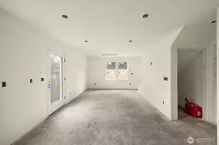 8109 34th Ave SW, Seattle, WA 98126 - Photo 6