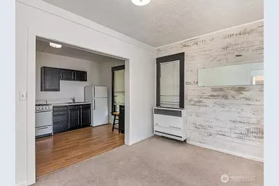 807 N 49th Street, Seattle, WA 98103 - Photo 14