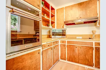 110 N 201st Street, Shoreline, WA 98133 - Photo 12