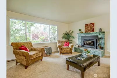 110 N 201st Street, Shoreline, WA 98133 - Photo 10