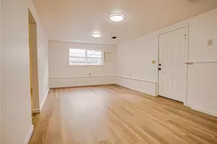 110 N 201st St, Shoreline, WA 98133 - Photo 30